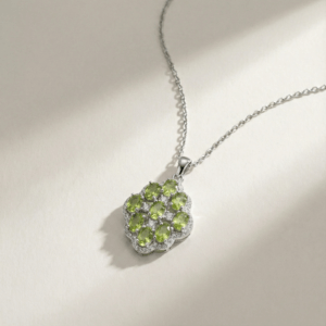 peridot cluster necklace in s925 sterling silver